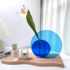 Acrylic Onda Vase