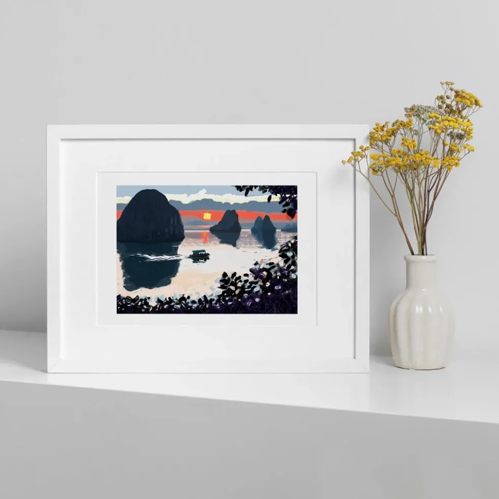 Amanecer en Bai Tu Long Giclée Print