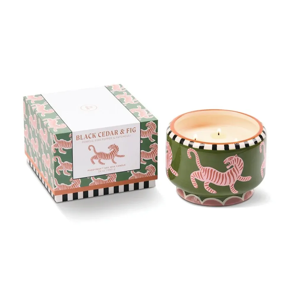 Black Cedar & Fig (Tiger) Scented Soy Wax Candle 680 g
