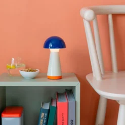 Bobbi Lamp Blue