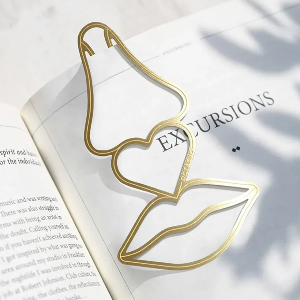 Bookmark Beso Brass