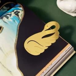 Bookmark Swan
