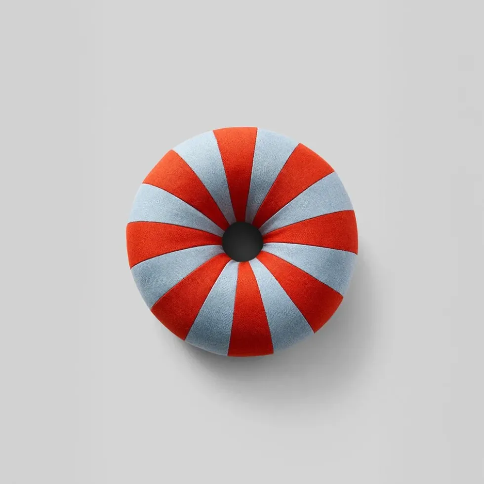 Float Pillow Blue / Red