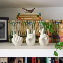 Hand Amulet Finger Cross