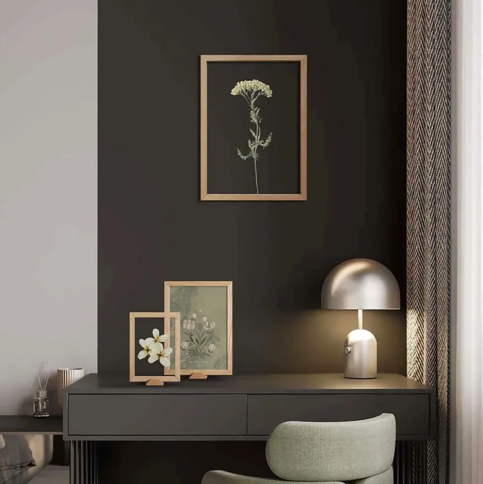 Linia Frame A5 Oak Incl Frame Stand