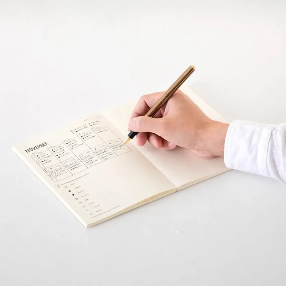 MD Notebook Journal A5 Dot Grid