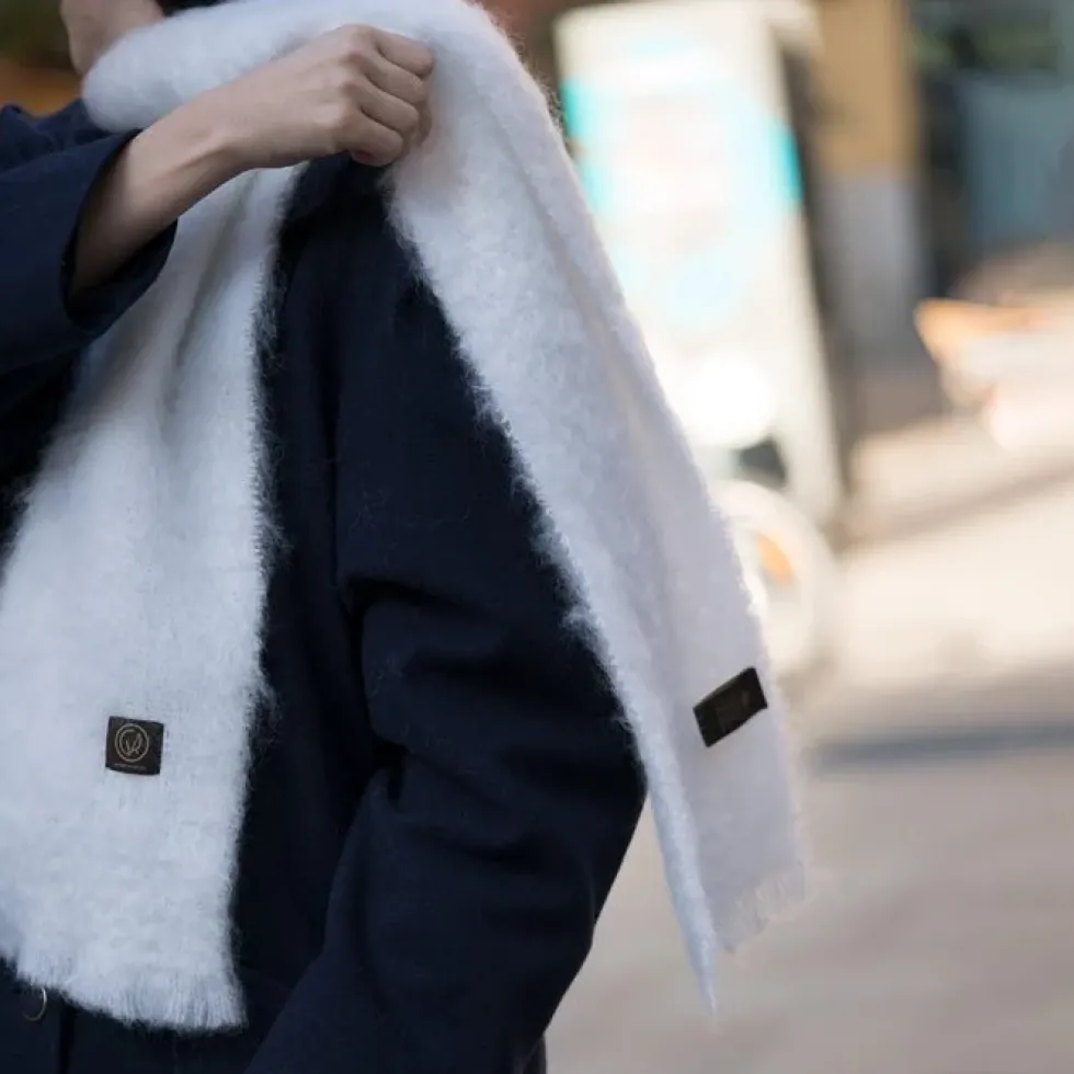 Mohair Foulard Pure White 001 18x170