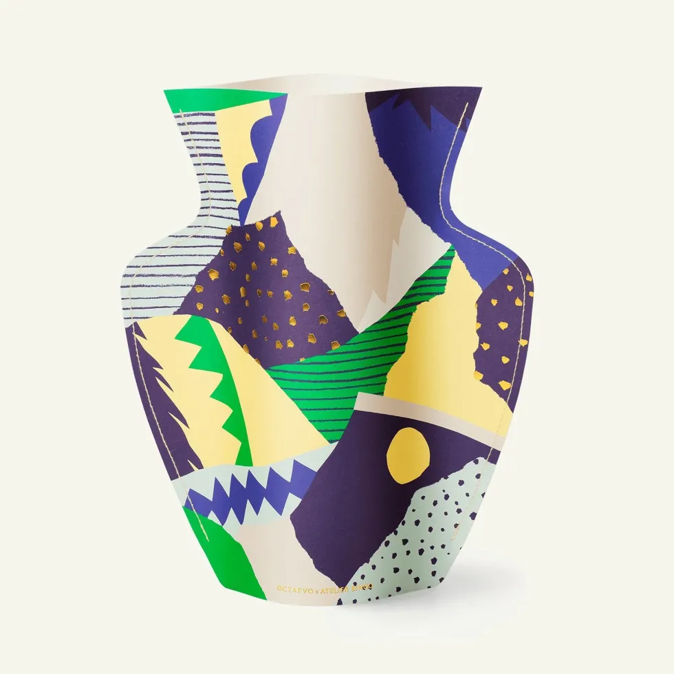 Paper Vase Stromboli