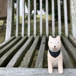 Pole Pole Wooden Animal Akita