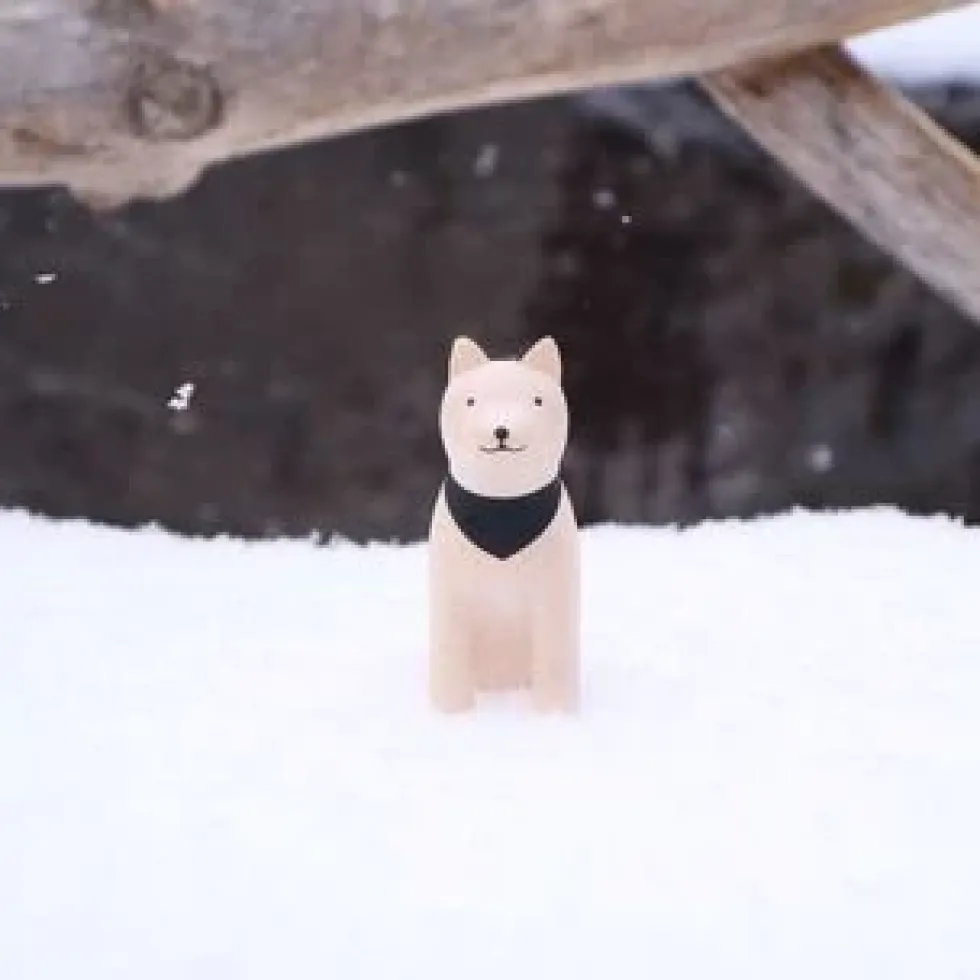 Pole Pole Wooden Animal Akita