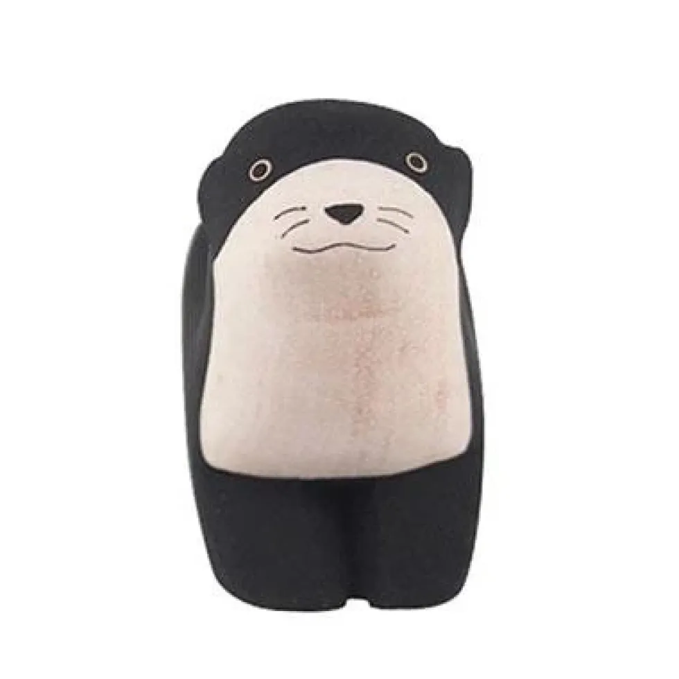 Pole Pole Wooden Animal Black Otter