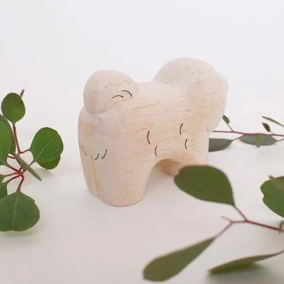 Pole Pole Wooden Animal Chow Chow