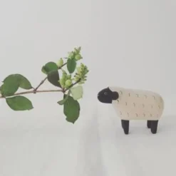 Pole Pole Wooden Animal Sheep