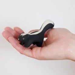 Pole Pole Wooden Animal Skunk