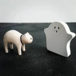 Pole Pole Wooden Animal White Cat