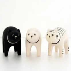 Pole Pole Wooden Animal White Cat