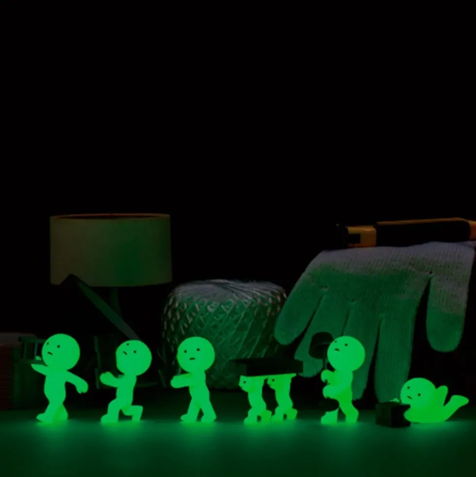 Smiski Glow in the Dark Series Moving