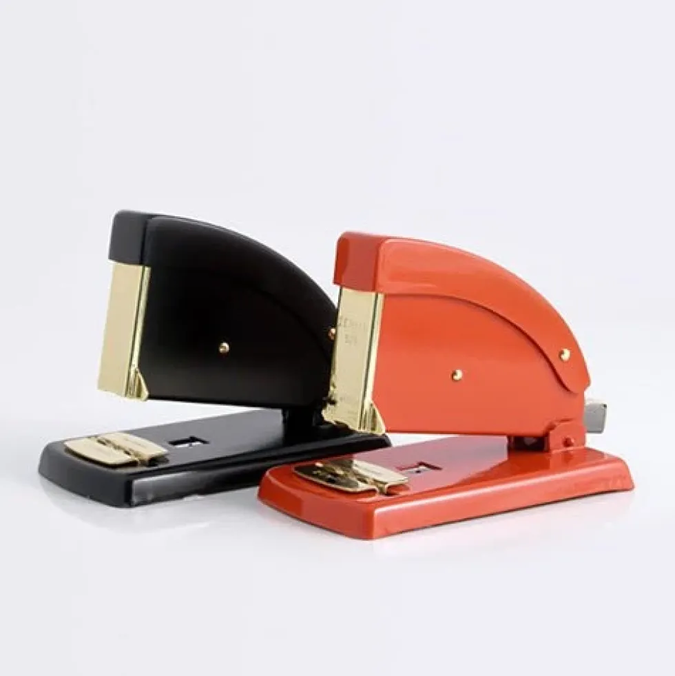 Stapler 520 Gold Black