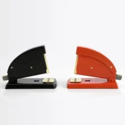 Stapler 520 Gold Black