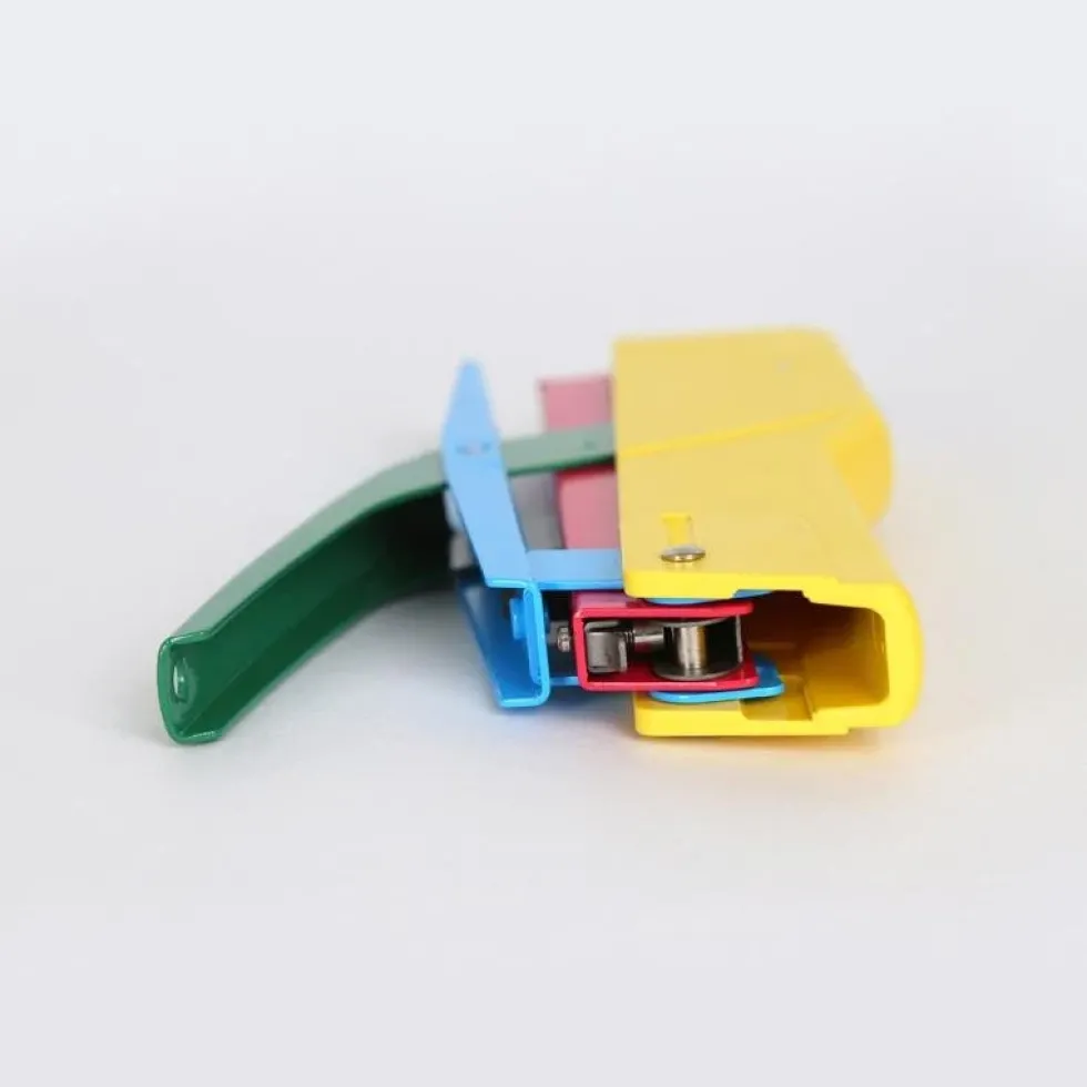 Stapler 590/15 Multicolor