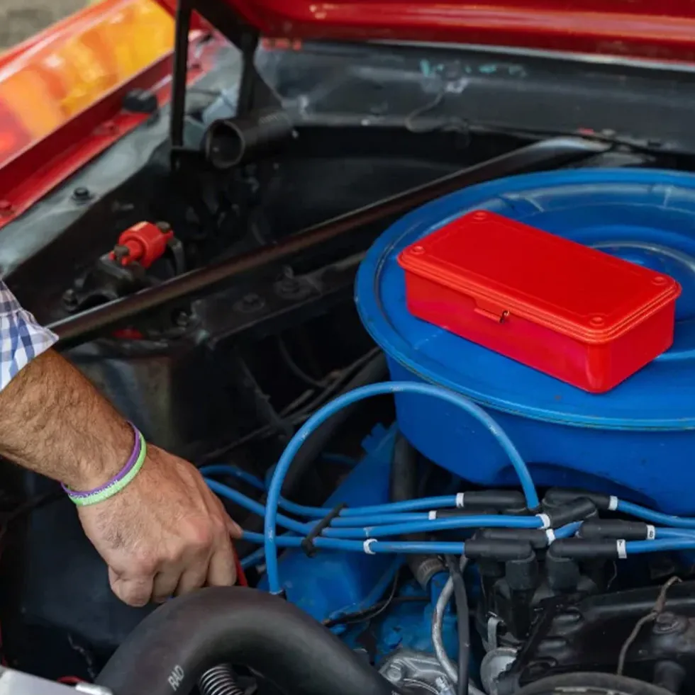 Toolbox T-190 Red