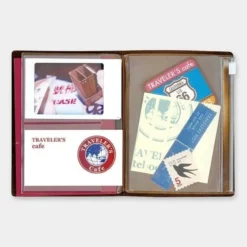 Traveler's Notebook Recambio 004 Bolsillo con cierre - Tamaño Pasaporte