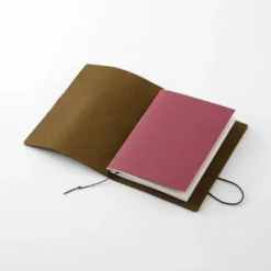 TRAVELER’S notebook - Tamaño Pasaporte Oliva