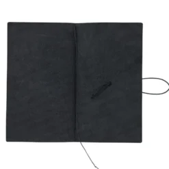 TRAVELER'S notebook - Tamaño Regular Negro