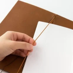 TRAVELER'S notebook - Tamaño Regular Camel
