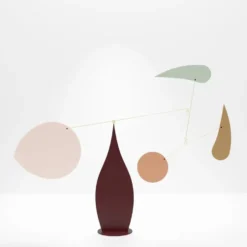 Valentia Standing Mobile