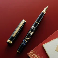 Vicoh Modern Maki-e Fountain Pen Nib M 18kt Crane Mt Fuji